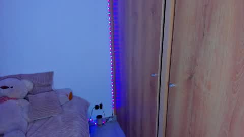 Snapshot of majo_gallego chatting on February 23, 1:25 am majito online show from February 23, 1:25 am