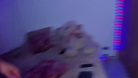 Snapshot of majo_gallego chatting on February 27, 1:49 am majito online show from February 27, 1:49 am