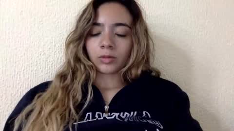 majo_gomezz online show from July 7, 5:43 am