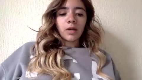 majo_gomezz online show from July 10, 3:58 pm