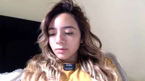 majo_gomezz online show from July 11, 5:04 pm