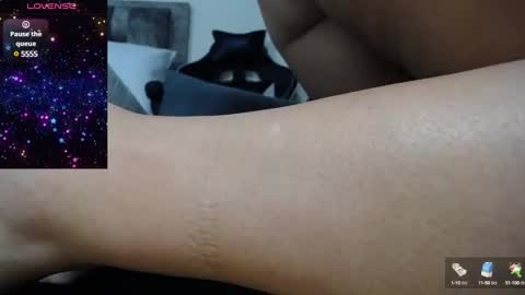 majo online show from February 5, 10:08 am