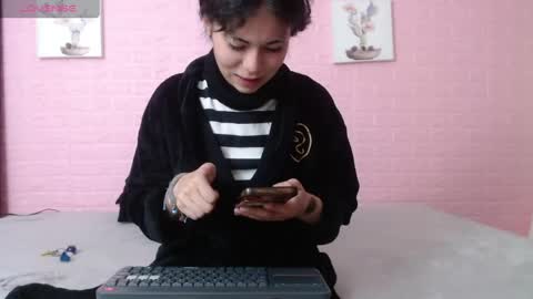 Mei  online show from June 3, 4:59 am