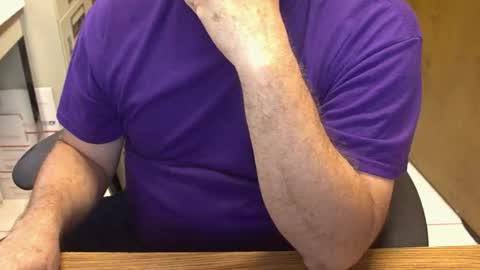 Snapshot of majormike34 chatting on May 1, 2:32 pm majormike34 online show from May 1, 2:32 pm