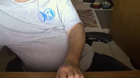 Snapshot of majormike34 chatting on May 14, 12:12 pm majormike34 online show from May 14, 12:12 pm