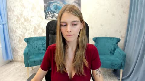 Chloe online show from January 31, 9:48 am