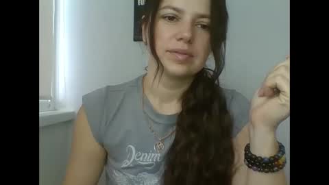 make_mesmile online show from March 7, 8:00 am