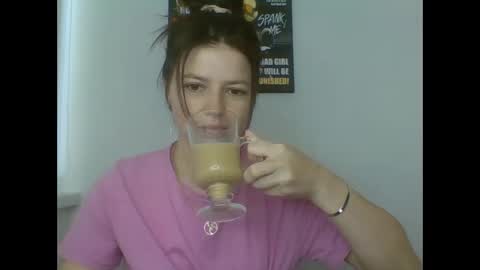 make_mesmile online show from June 5, 6:20 am