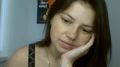 make_mesmile online show from June 12, 6:34 am