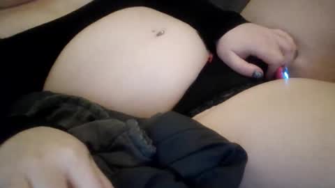 Snapshot of makemewatch chatting on March 3, 9:10 pm makemewatch online show from March 3, 9:10 pm