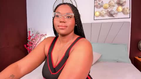 Snapshot of makena_gh chatting on March 24, 3:44 am makena online show from March 24, 3:44 am