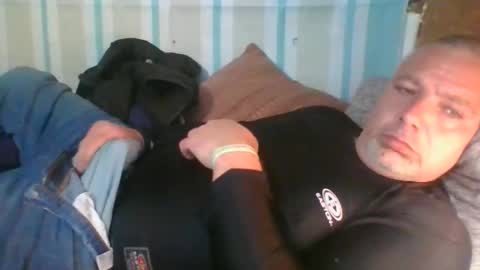 makeyousquirt21985 online show from January 12, 9:09 pm