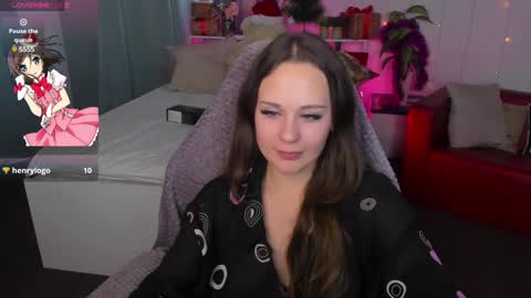 Snapshot of makima_lee chatting on December 27, 1:39 pm Makima online show from December 27, 1:39 pm