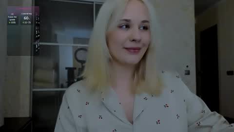 Kate online show from March 22, 4:43 pm