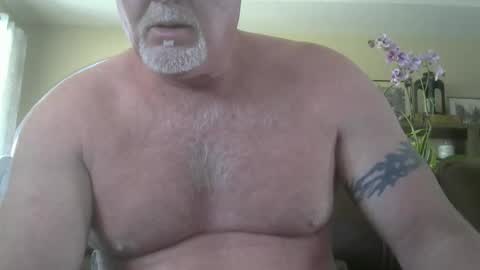 makinit0808 online show from May 21, 8:49 pm