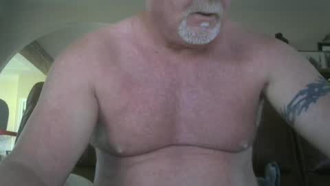 makinit0808 online show from June 12, 2:38 pm