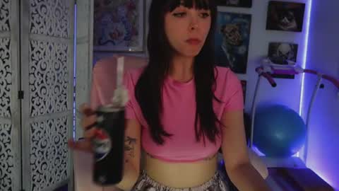 MakiyahBelle online show from July 7, 7:23 am