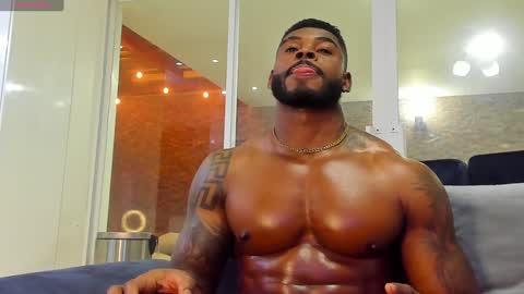 Makonnen online show from December 20, 6:19 am