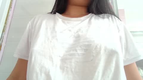Snapshot of makulato chatting on June 4, 2:12 pm Maya online show from June 4, 2:12 pm