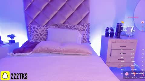 Snapshot of malaia_hills chatting on February 21, 7:32 pm Call Me Mala online show from February 21, 7:32 pm
