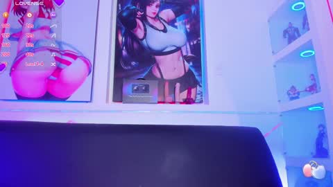   online show from February 7, 11:45 am