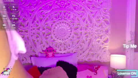   online show from May 17, 4:32 am