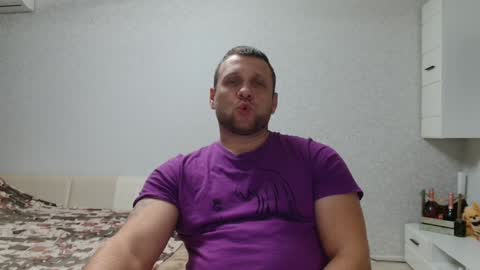 malchyshka online show from December 7, 11:29 am