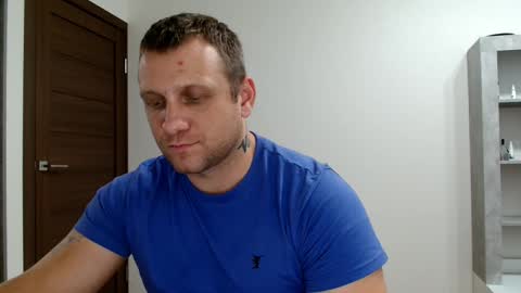 Snapshot of malchyshka chatting on October 17, 10:18 am malchyshka online show from October 17, 10:18 am