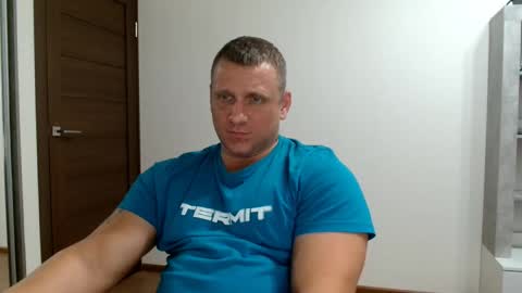 Snapshot of malchyshka chatting on October 31, 4:52 pm malchyshka online show from October 31, 4:52 pm