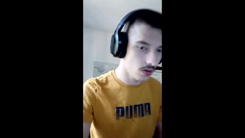 male20y online show from May 22, 3:28 pm