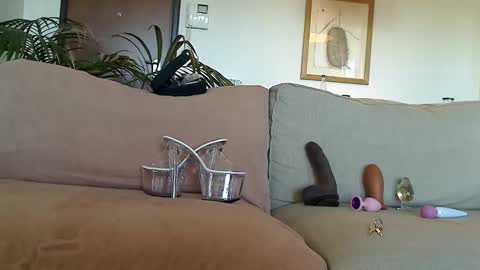 Sissy in stockings online show from December 21, 12:49 pm