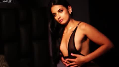 Snapshot of malejadiaz_ chatting on March 17, 5:27 pm Maleja Diaz online show from March 17, 5:27 pm