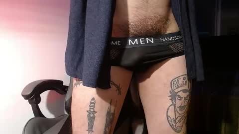 Snapshot of malek_xarx chatting on June 1, 2:02 am malek_xarx online show from June 1, 2:02 am