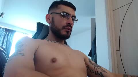 Snapshot of malek_xarx chatting on July 9, 9:08 pm malek_xarx online show from July 9, 9:08 pm