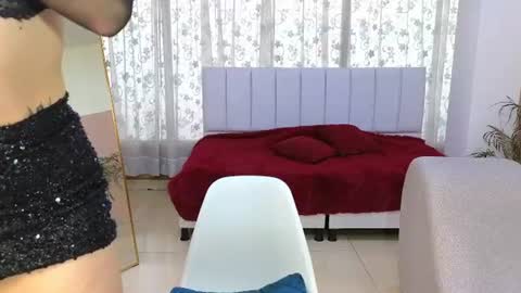 malen_fitnessmilf online show from June 19, 8:45 pm