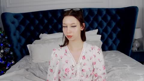 Malialandre online show from December 13, 10:41 am