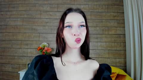 Malialandre online show from January 23, 7:11 am