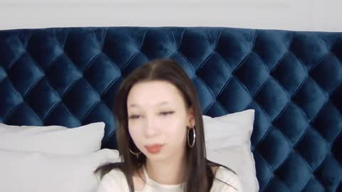 Malialandre online show from February 23, 3:56 am