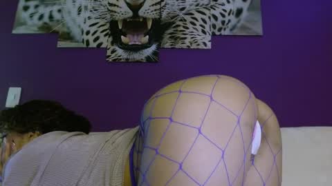 Snapshot of maliciasmith69 chatting on June 5, 8:14 pm maliciasmith69 online show from June 5, 8:14 pm