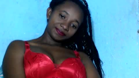 malinah01 online show from December 23, 4:55 am