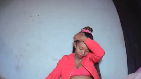 malinah01 online show from September 22, 5:09 am