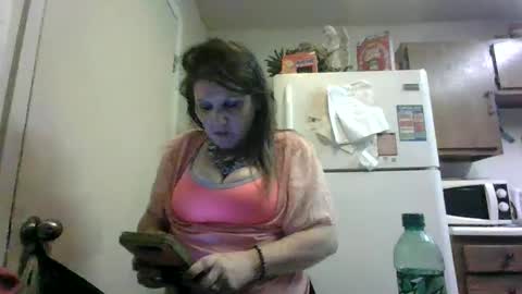 Snapshot of malinda702 chatting on January 22, 7:03 am malinda702 online show from January 22, 7:03 am