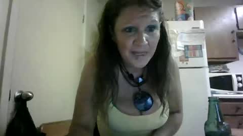 Snapshot of malinda702 chatting on October 11, 2:44 am malinda702 online show from October 11, 2:44 am