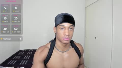 malkongarcia online show from December 15, 12:51 am