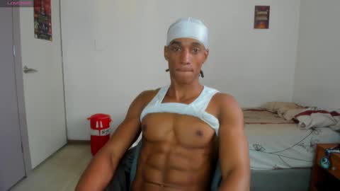 malkongarcia online show from October 6, 10:07 pm