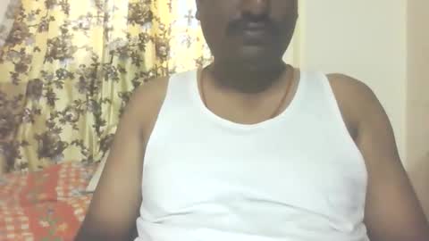 Snapshot of mallik63040 chatting on November 10, 2:21 am Sree0703 online show from November 10, 2:21 am