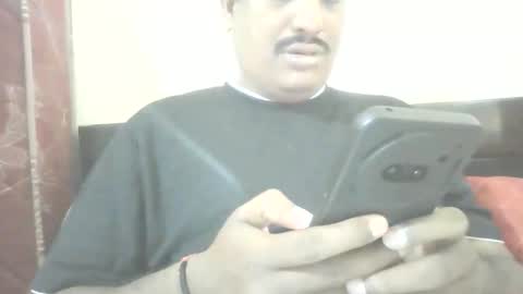Snapshot of mallik63040 chatting on December 3, 6:43 am Sree0703 online show from December 3, 6:43 am