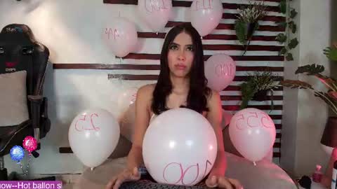 mallory_dietlinde online show from June 23, 2:20 am
