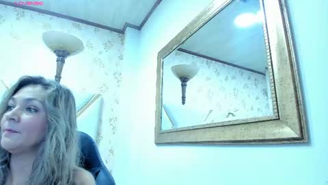 Snapshot of malorysweet chatting on July 1, 12:40 pm MalorySweet online show from July 1, 12:40 pm