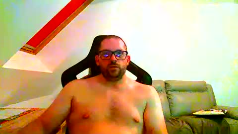 breton online show from September 9, 7:57 pm